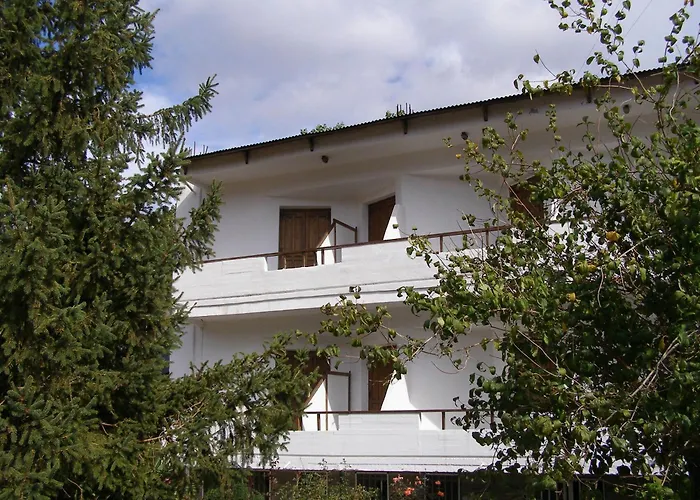 Neos Omalos Hotel